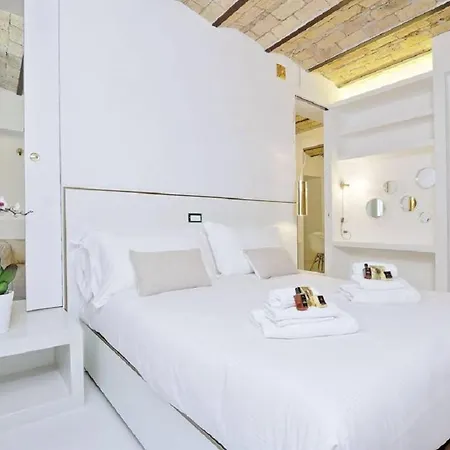 Apartment Ych-charming Flat Near Colosseum Rome